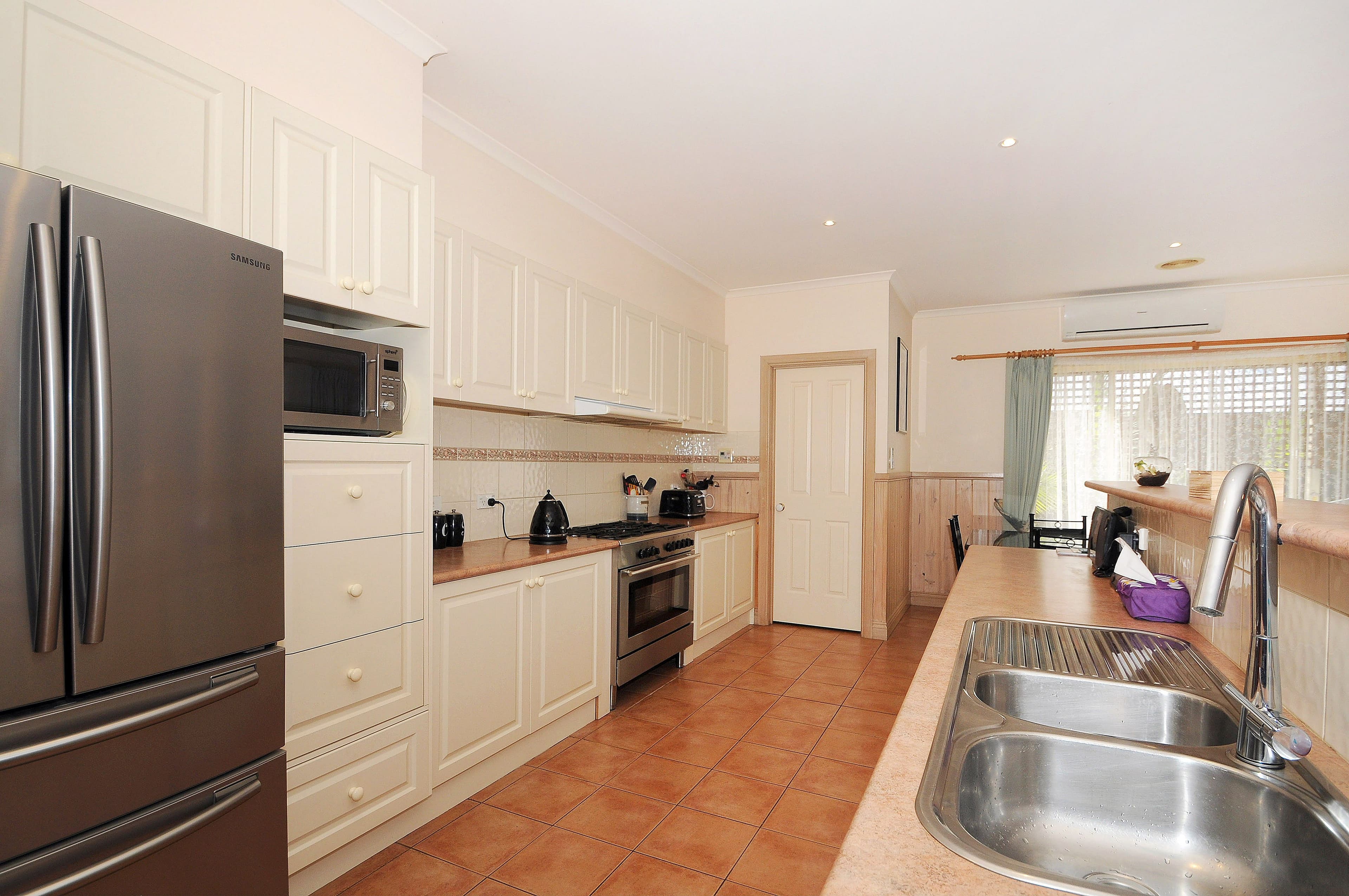 8 Windsor Grange Court, Skye VIC 3977, Skye - Thumbnail 3