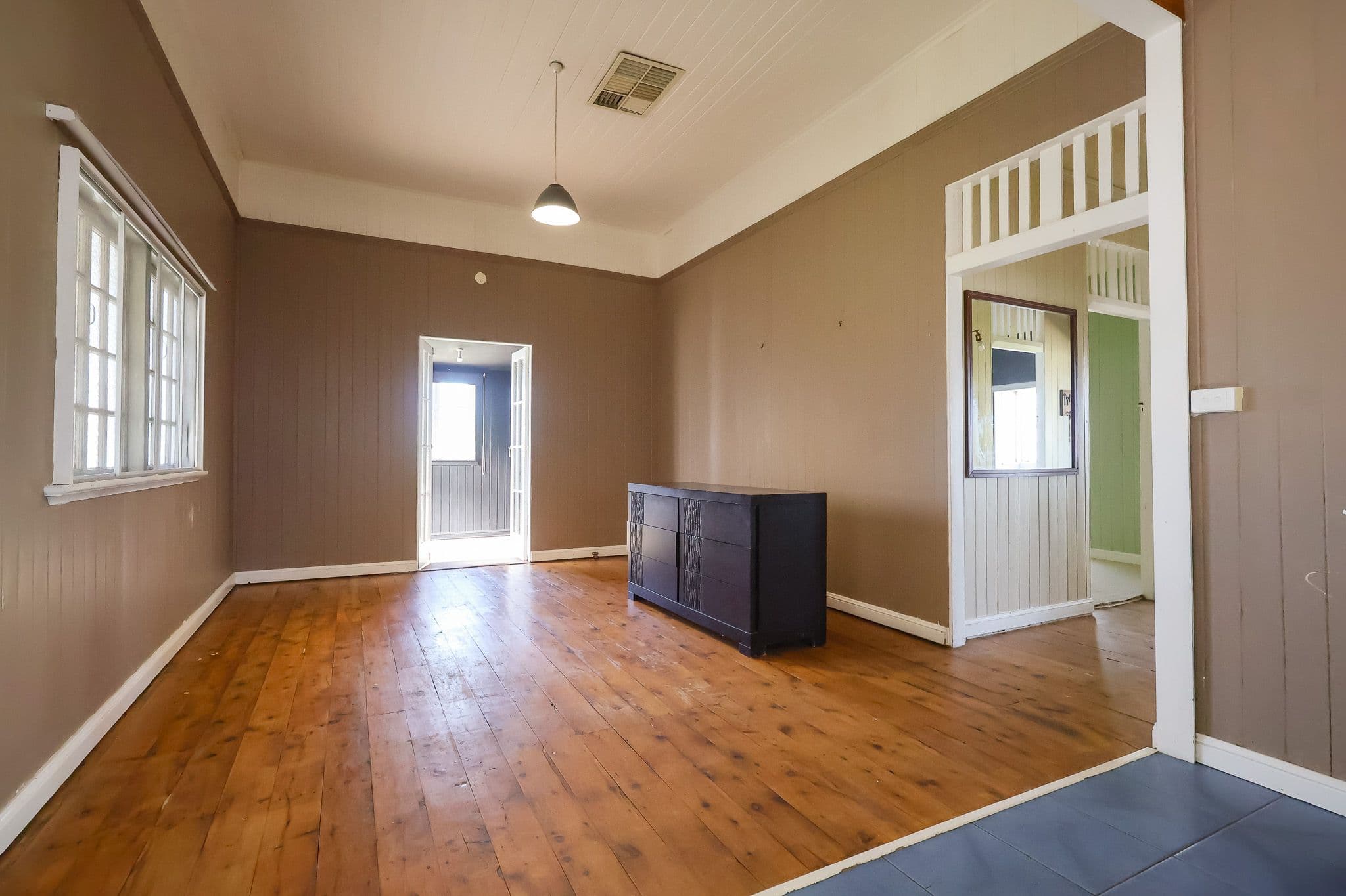 94 Northern Road, Roma QLD 4455, Roma - Thumbnail 3