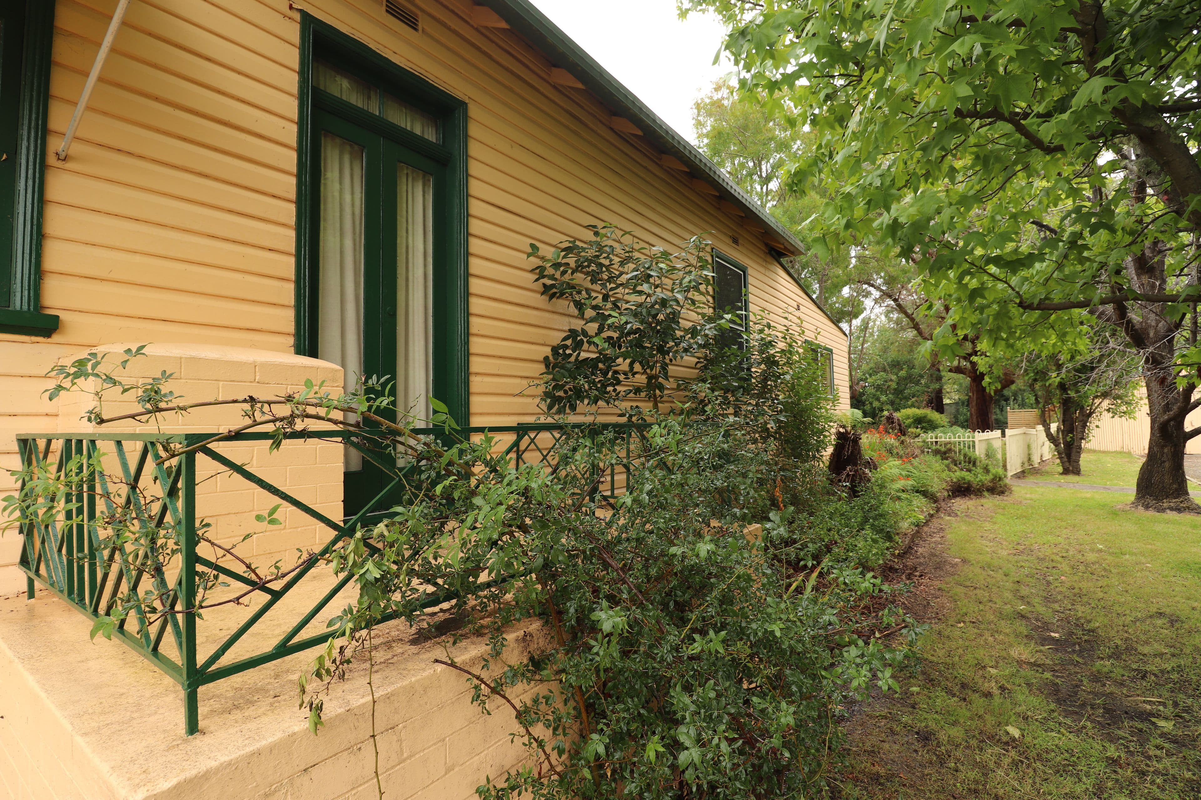 259 Meade, Glen Innes NSW 2370, Glen Innes - Thumbnail 2