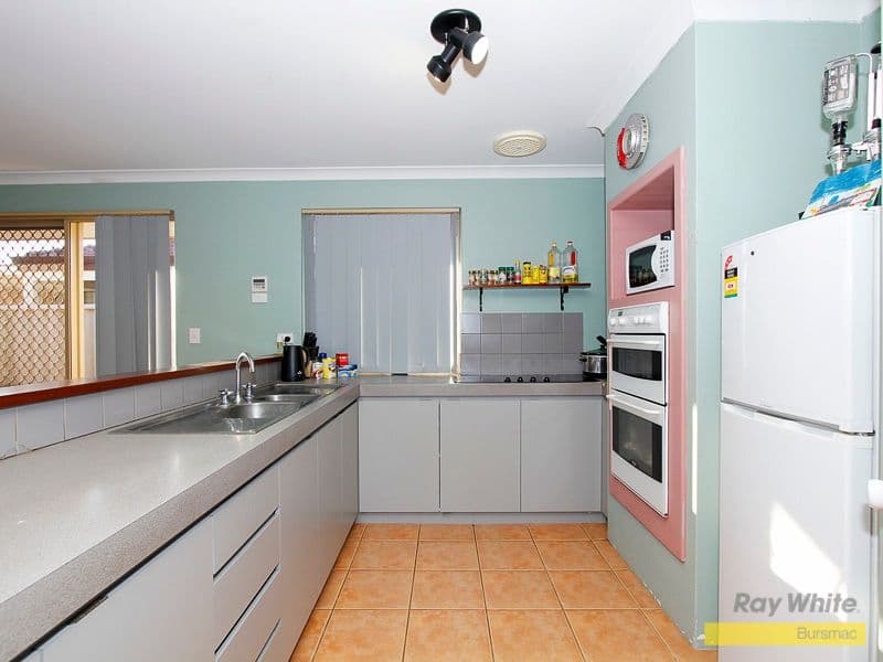 7 Beadon Close, BALLAJURA WA 6066, Ballajura - Thumbnail 3