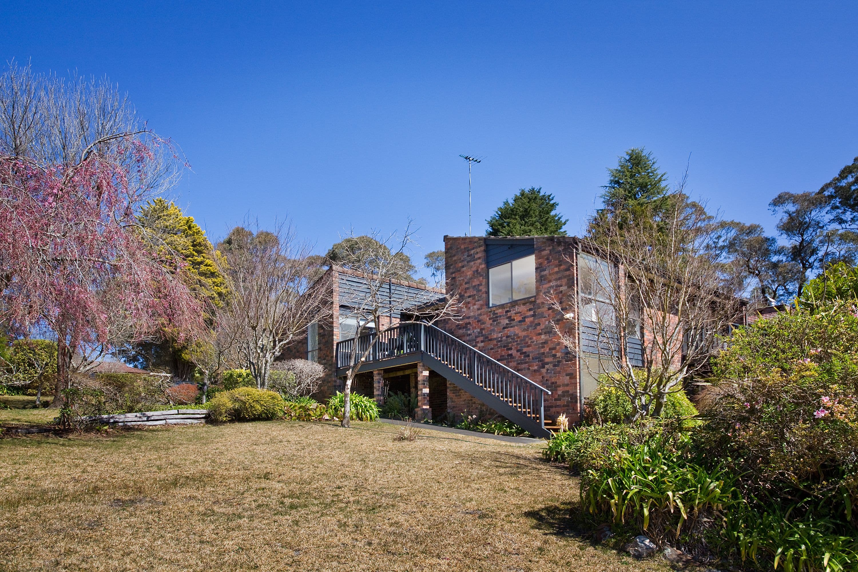 32 Brightlands Avenue, Blackheath - Thumbnail 5