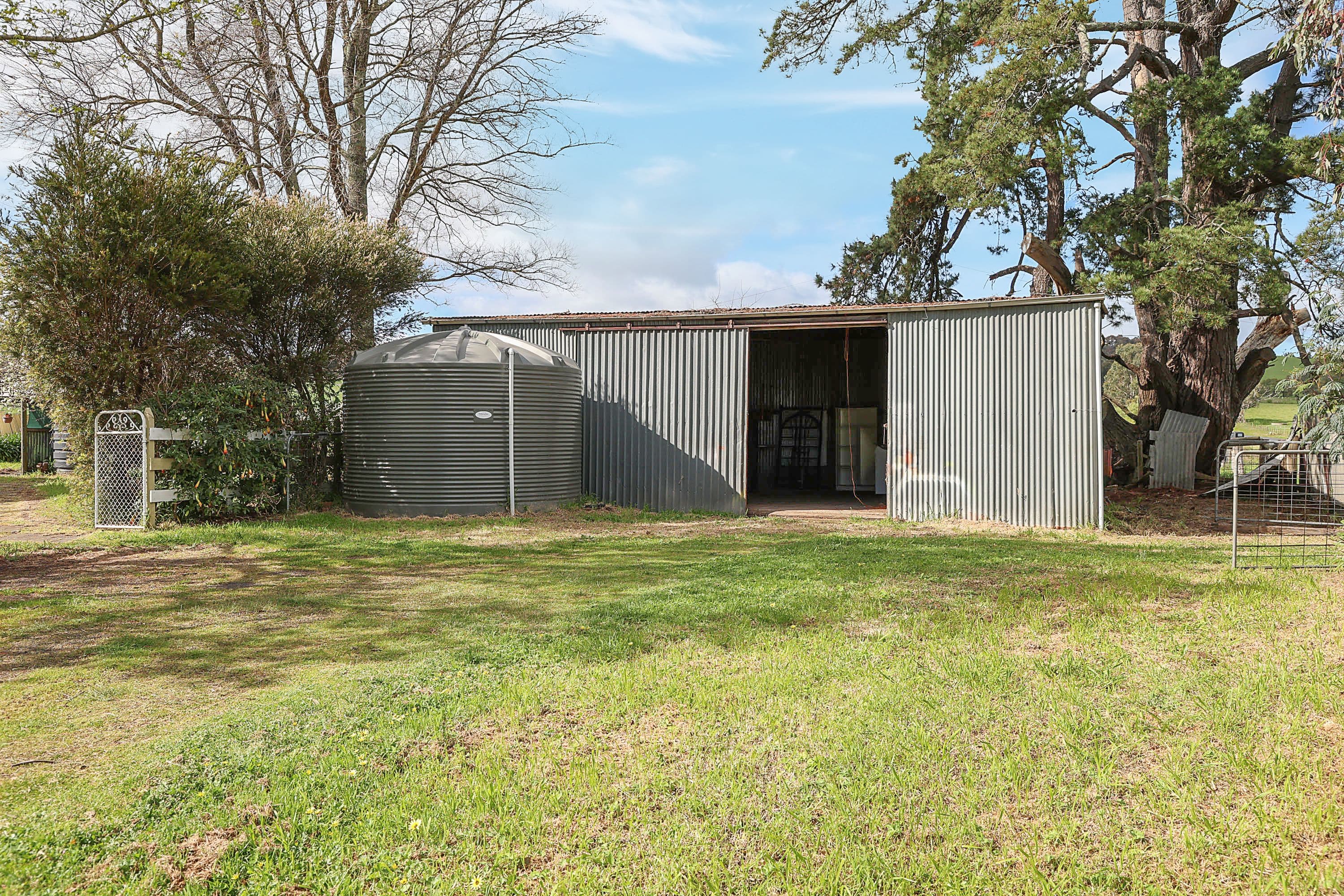 525 Irrewillipe Road, Elliminyt VIC 3250, Elliminyt - Thumbnail 7