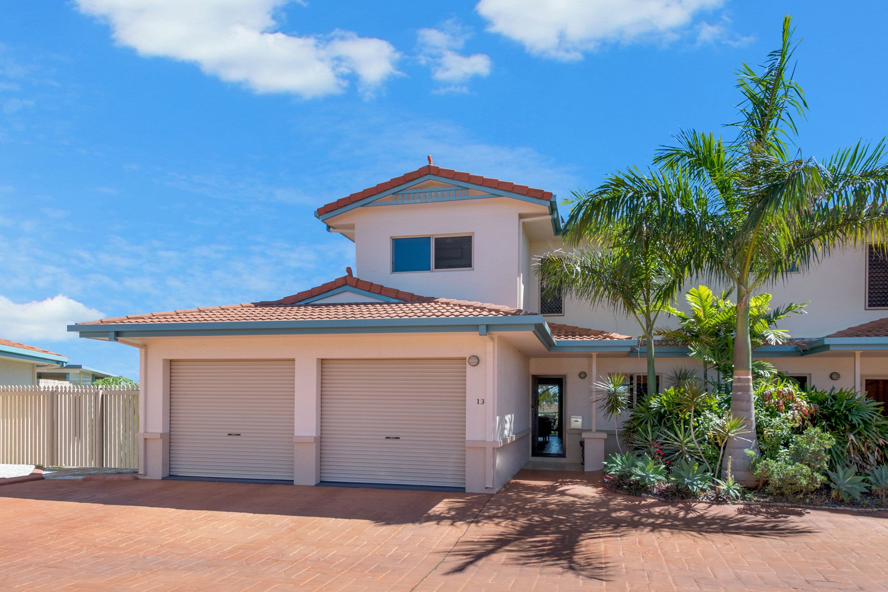 30 Martinez Avenue, West End QLD 4810, West End - Image 1