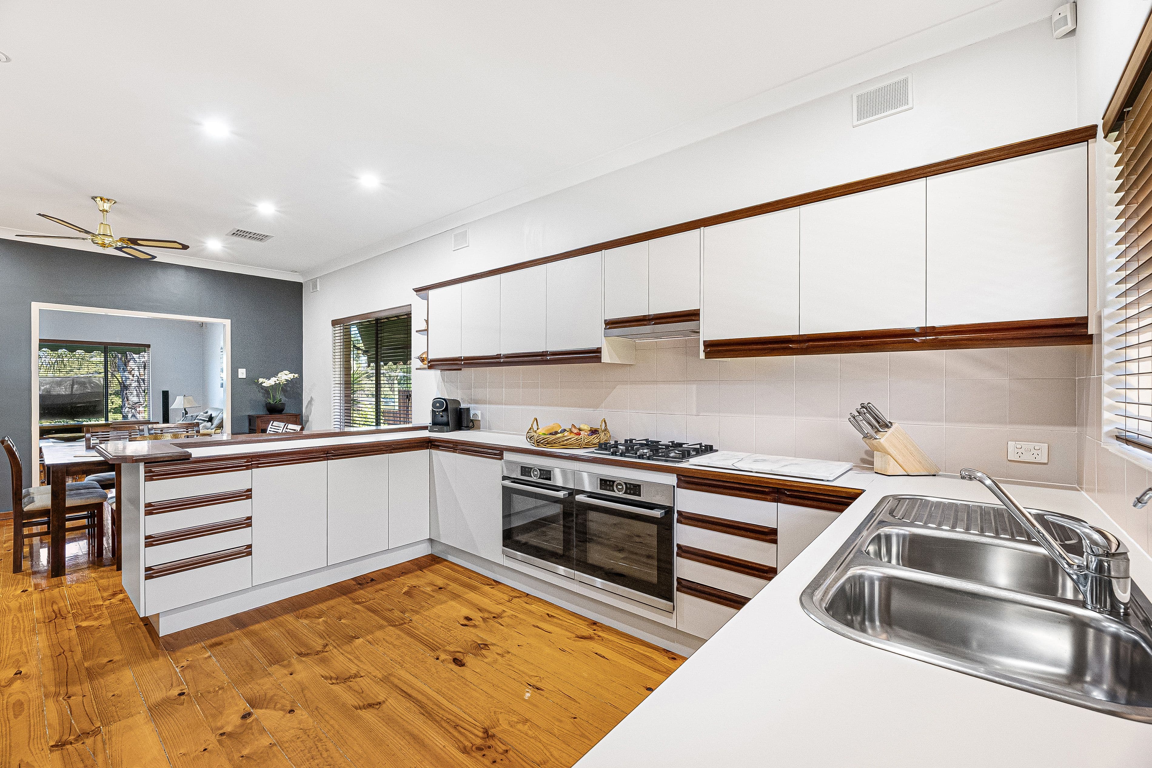 62 Knightsbridge Avenue, Valley View SA 5093, Valley View - Thumbnail 6