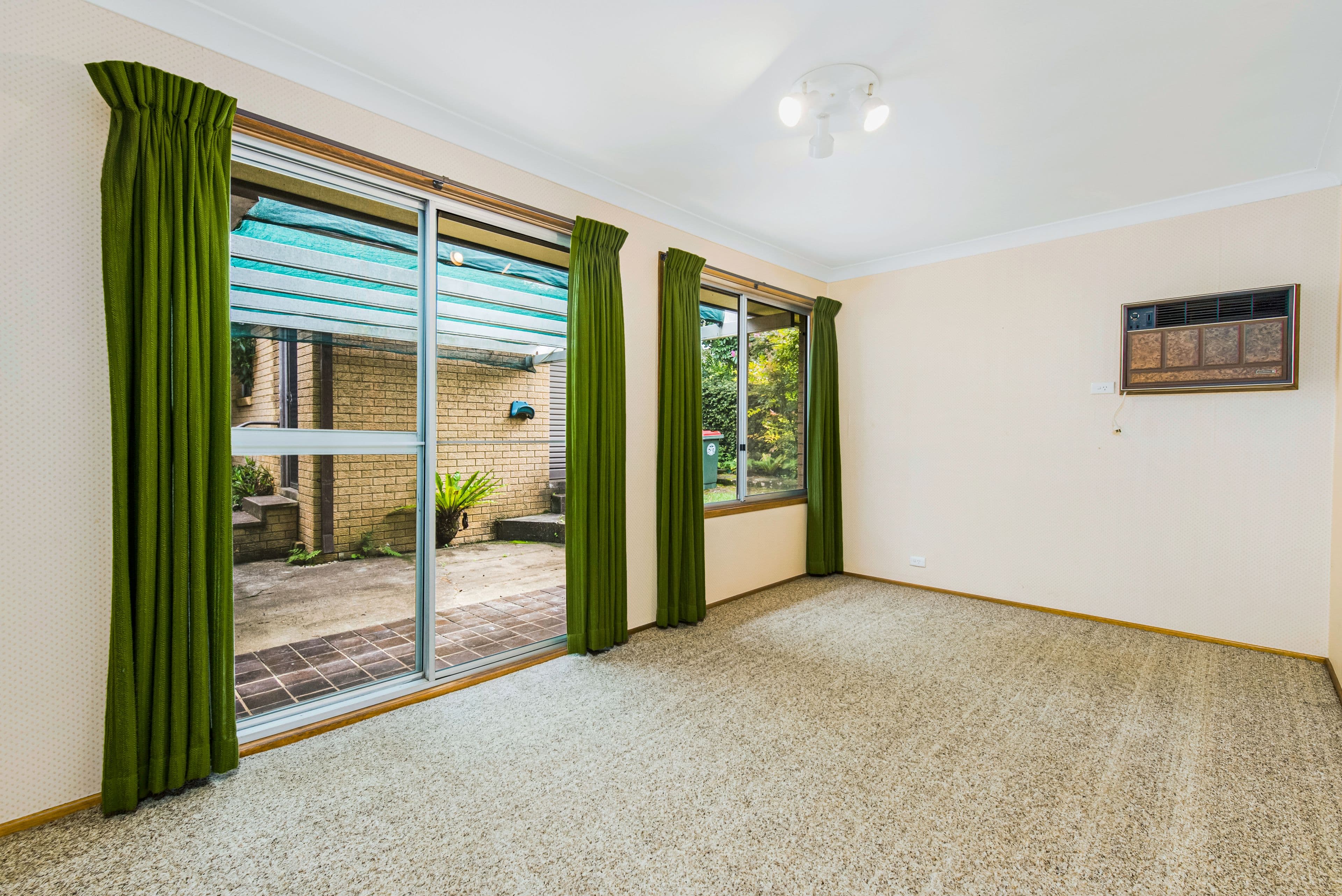 2 English Avenue, Castle Hill NSW 2154, Castle Hill - Thumbnail 3