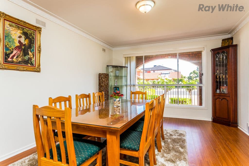 12 Feathertop Drive, Keilor VIC 3036, Keilor - Thumbnail 3