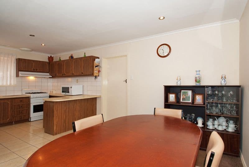 5 Manus Court, LALOR VIC 3075, Lalor - Thumbnail 5
