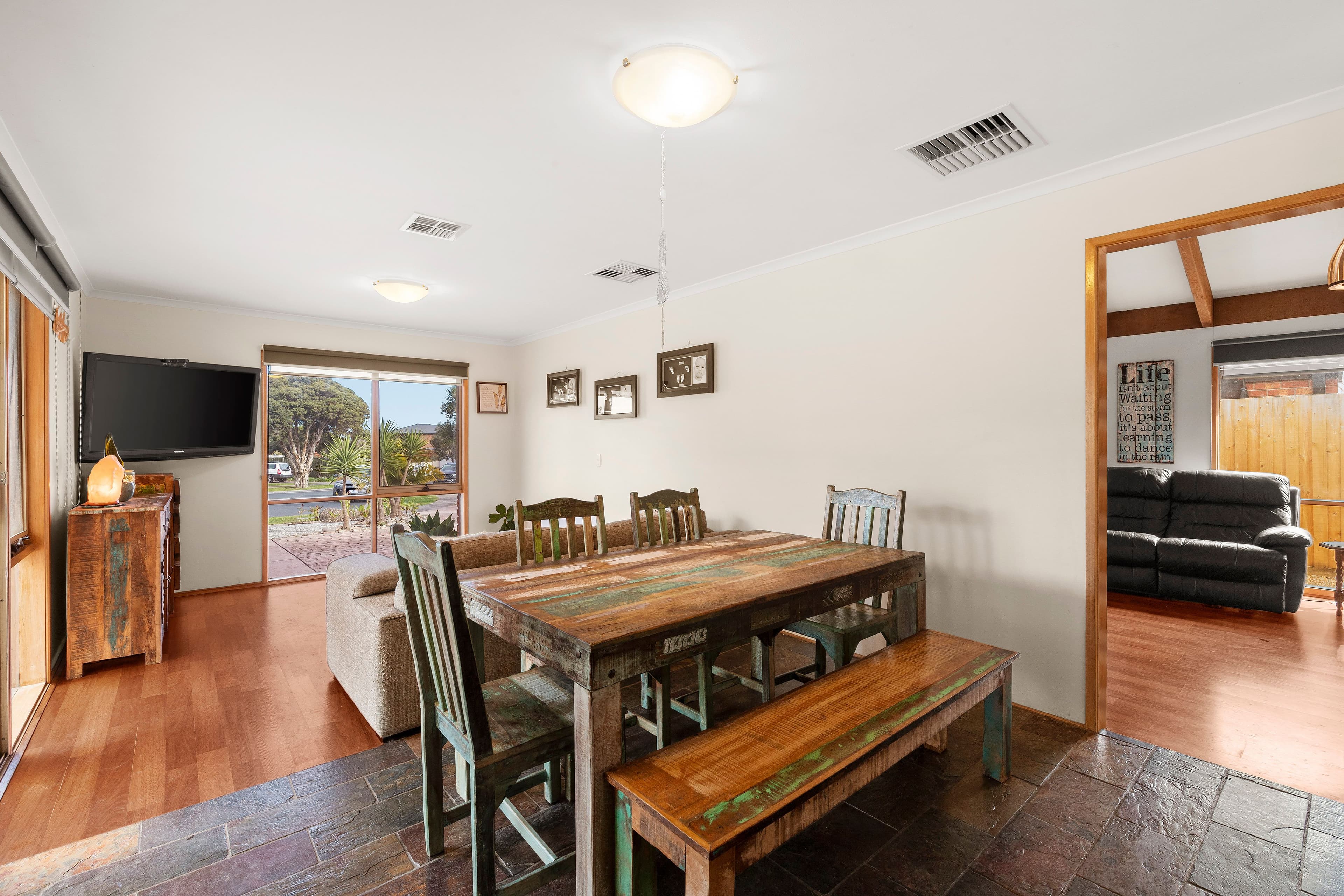 9 Royston Close, Mill Park VIC 3082, Mill Park - Thumbnail 3