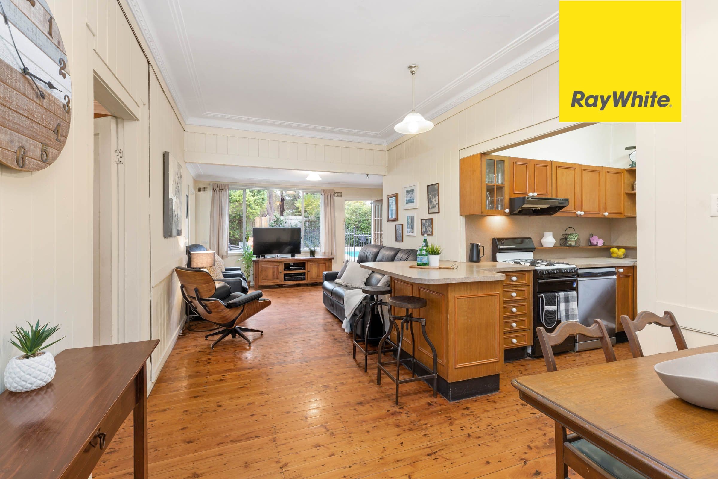 18 Downing Street, Epping - Thumbnail 3