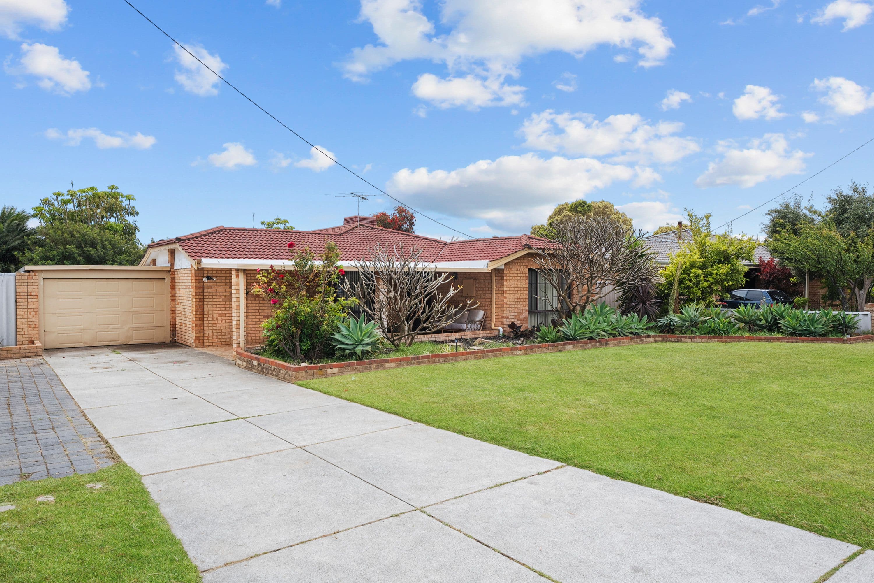 23 Lakemba Way, Waikiki WA 6169, Waikiki - Thumbnail 2