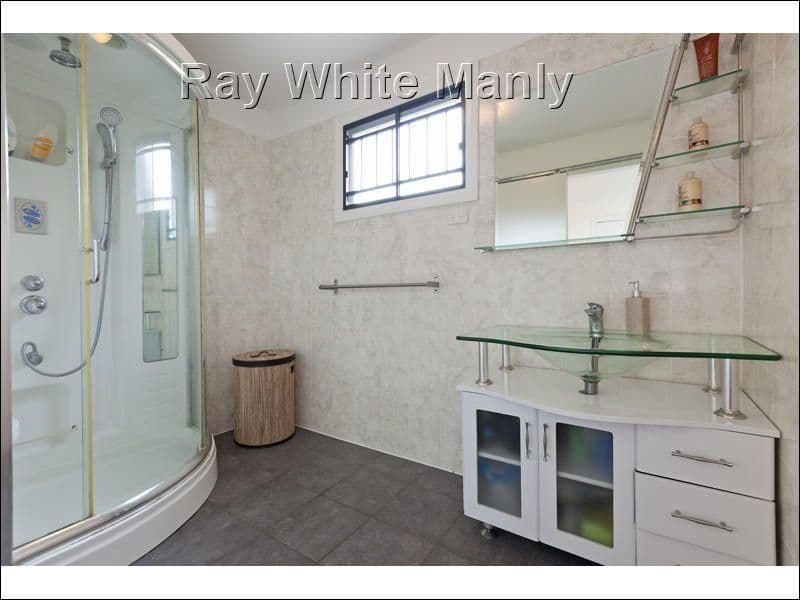 2 Banoon Drive, WYNNUM QLD 4178, Wynnum - Thumbnail 5