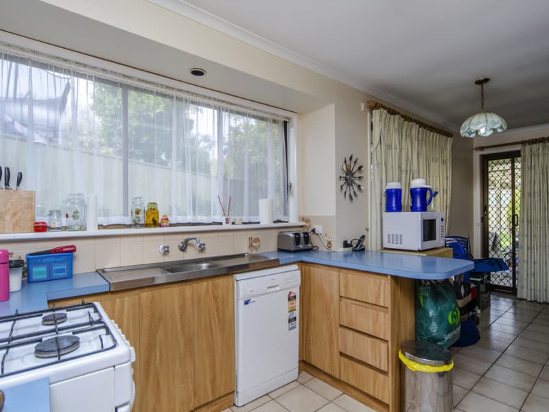 52 French Crescent, Trott Park - Thumbnail 5