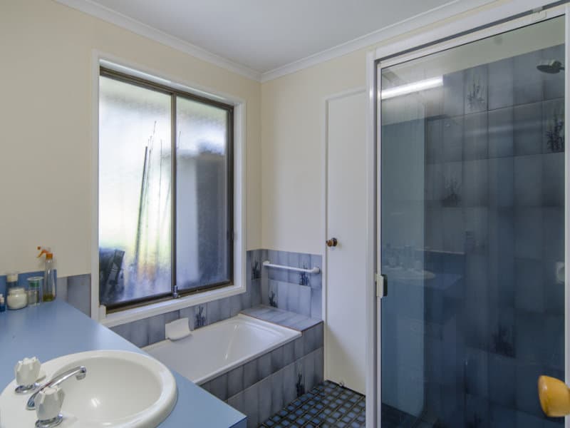 52 French Crescent, Trott Park - Thumbnail 7