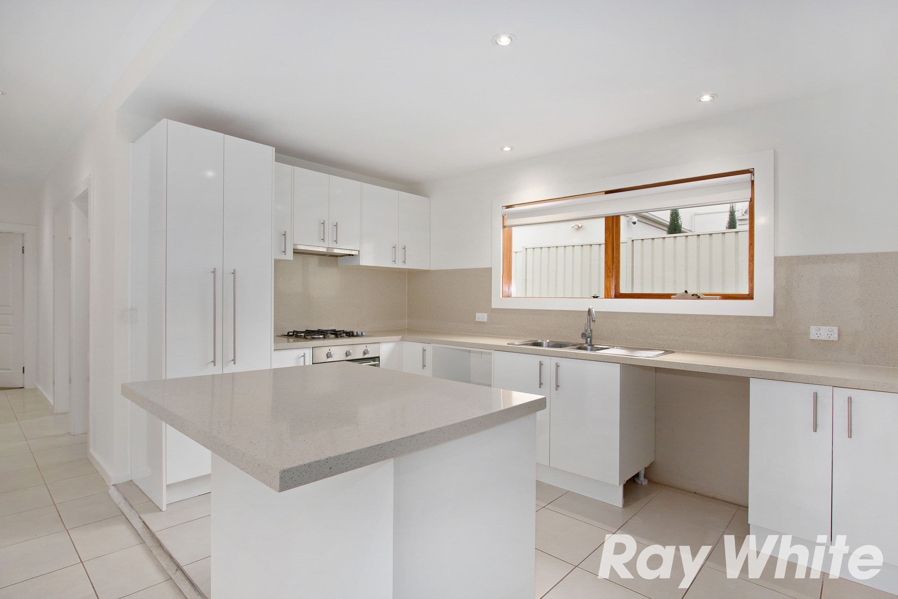 6 Shoalhaven Drive, Caroline Springs VIC 3023, Caroline Springs - Thumbnail 2
