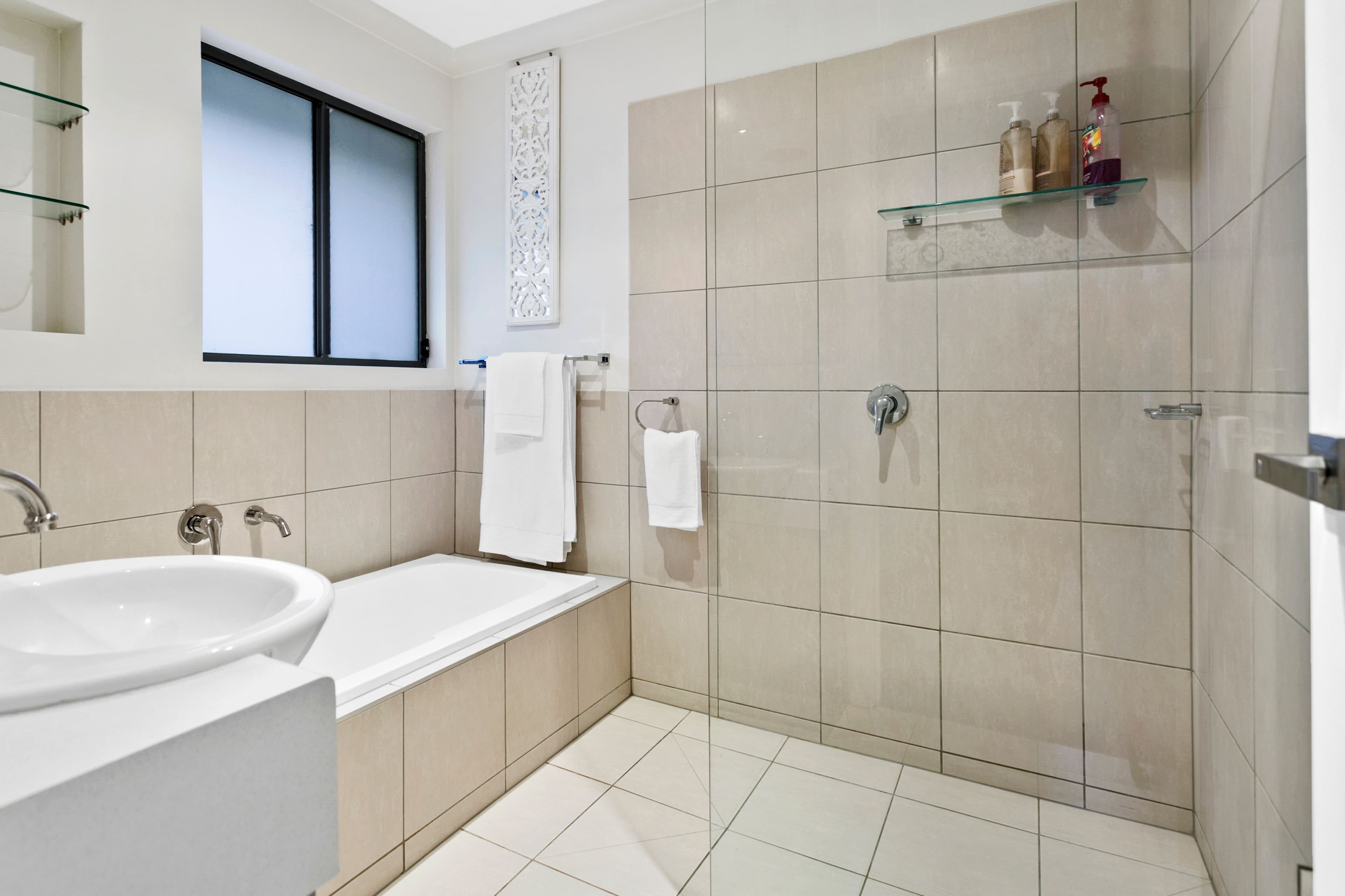 6 Meerlu Avenue, Frankston VIC 3199, Frankston - Thumbnail 5