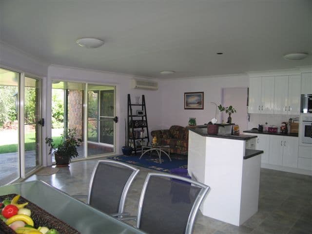 16  Brunckhorst Drive, KEARNEYS SPRING QLD 4350, Kearneys Spring - Thumbnail 4