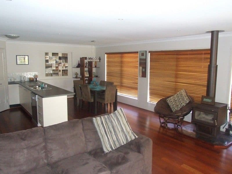 28 Samuel Avenue, CROWS NEST QLD 4355, Crows Nest - Thumbnail 5
