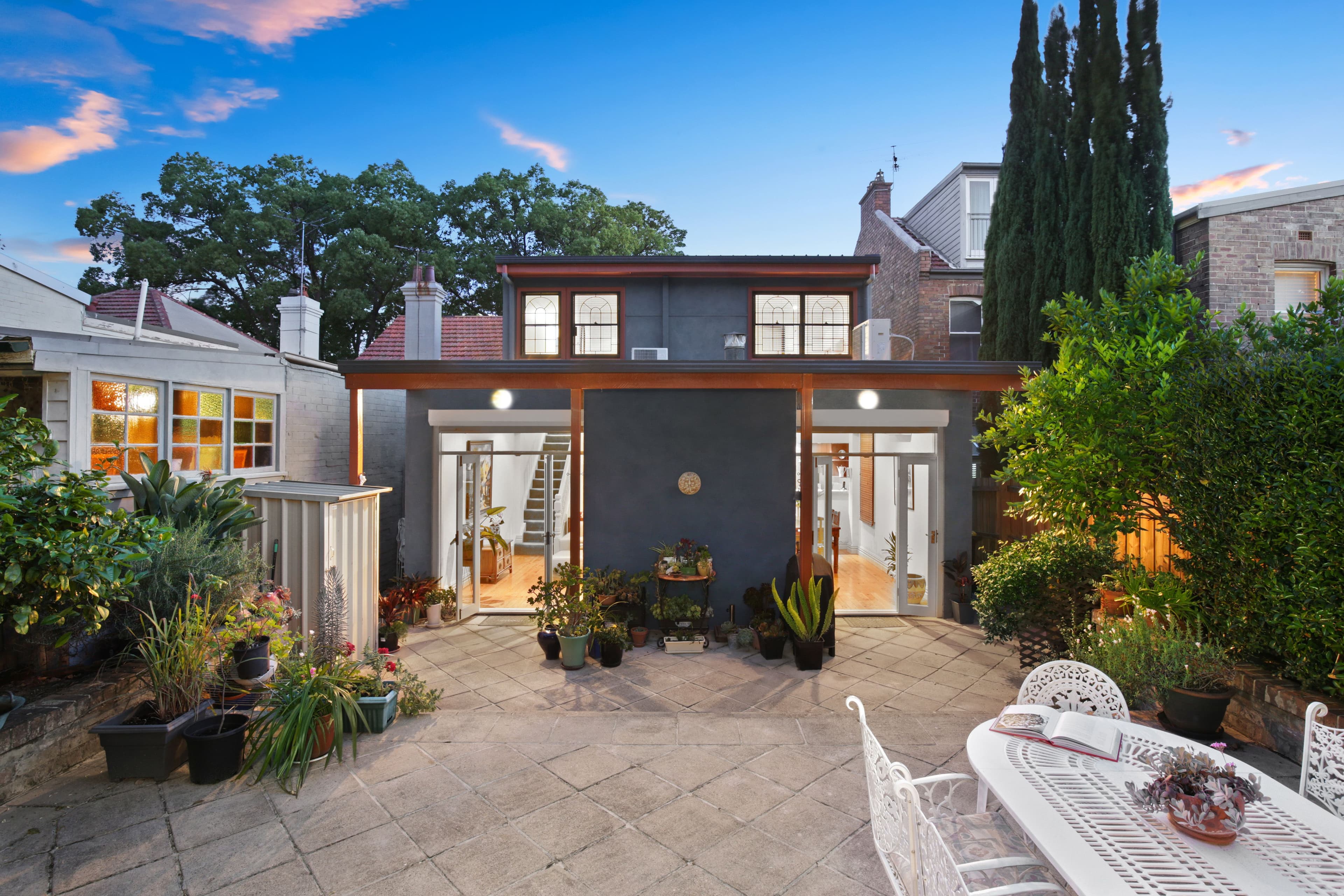 3 Pemell Street, Newtown - Thumbnail 2