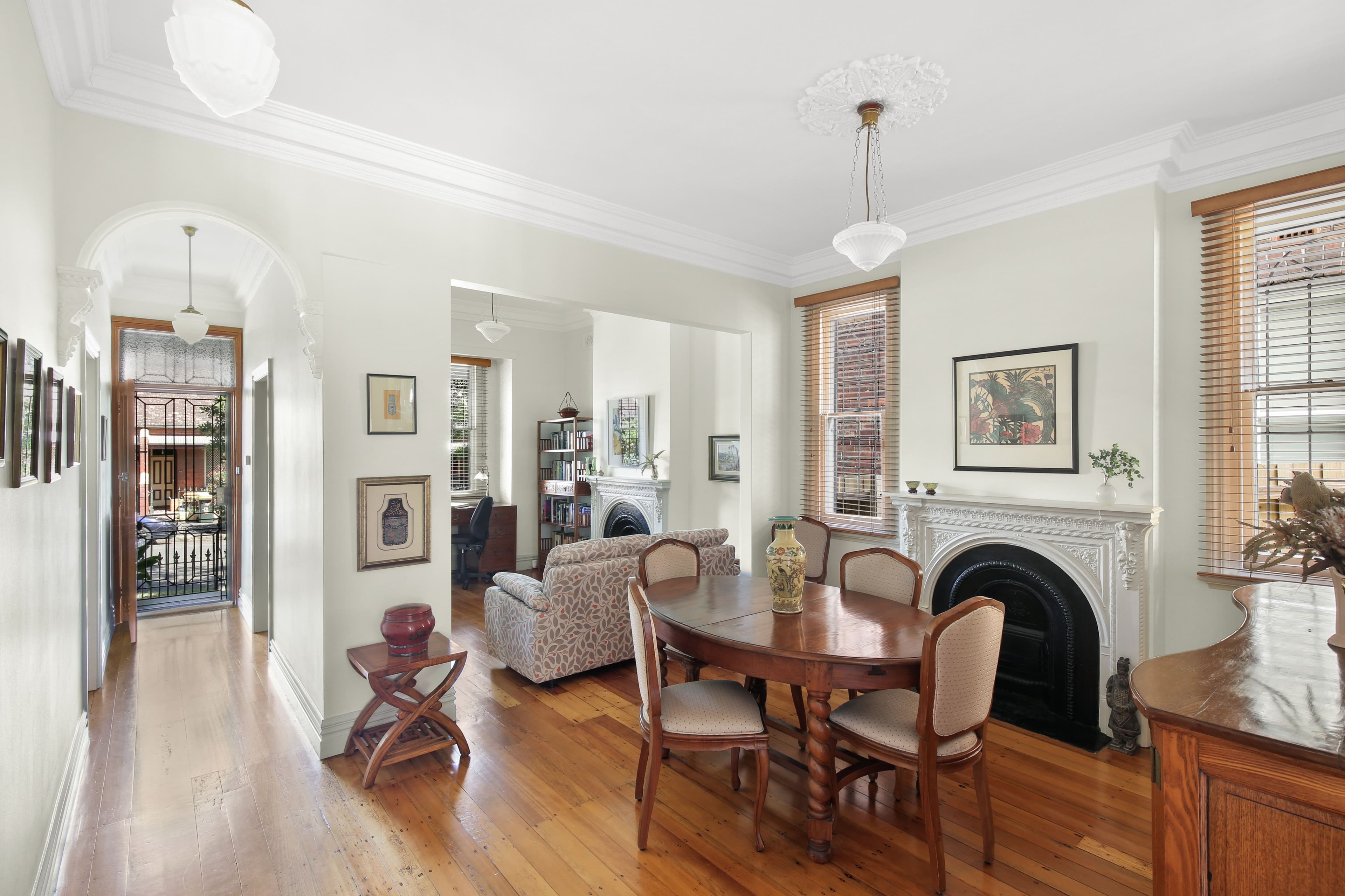 3 Pemell Street, Newtown - Thumbnail 4