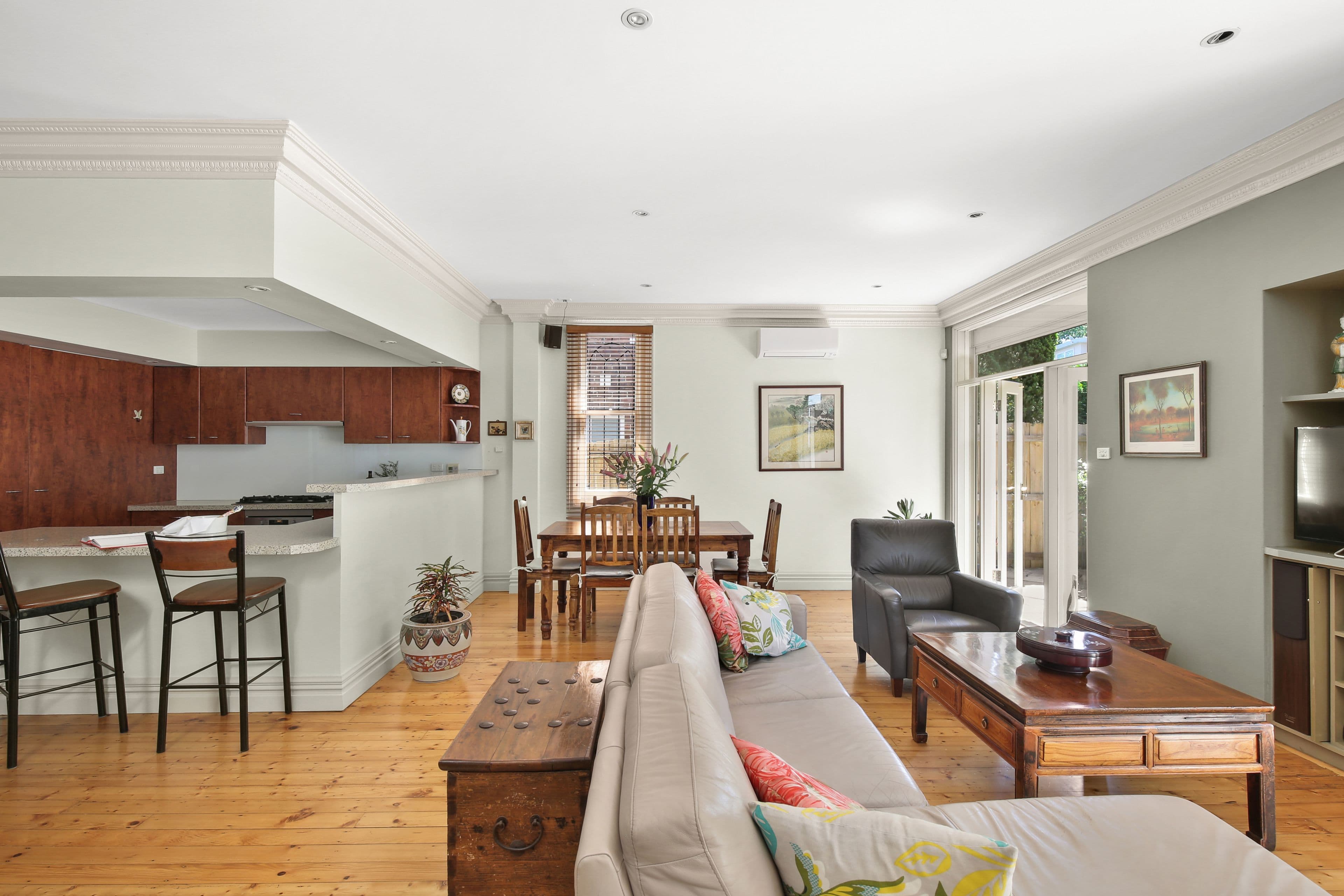 3 Pemell Street, Newtown - Thumbnail 5