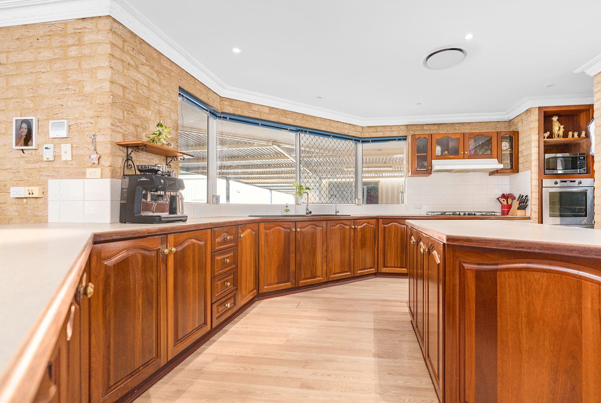 2 Ridgeway Close, Moresby WA 6530, Moresby - Thumbnail 4