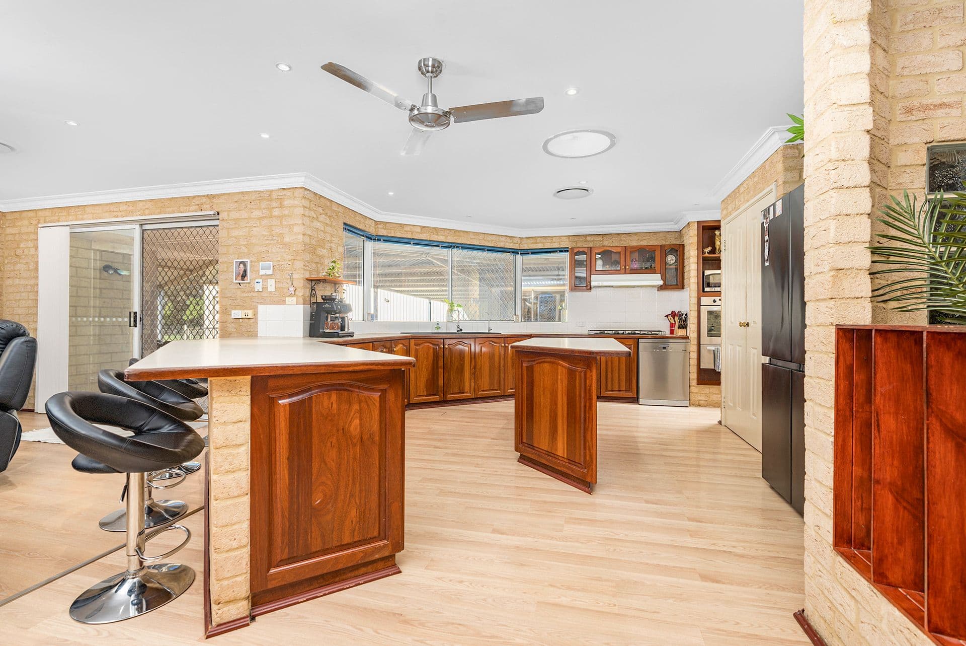 2 Ridgeway Close, Moresby WA 6530, Moresby - Thumbnail 5