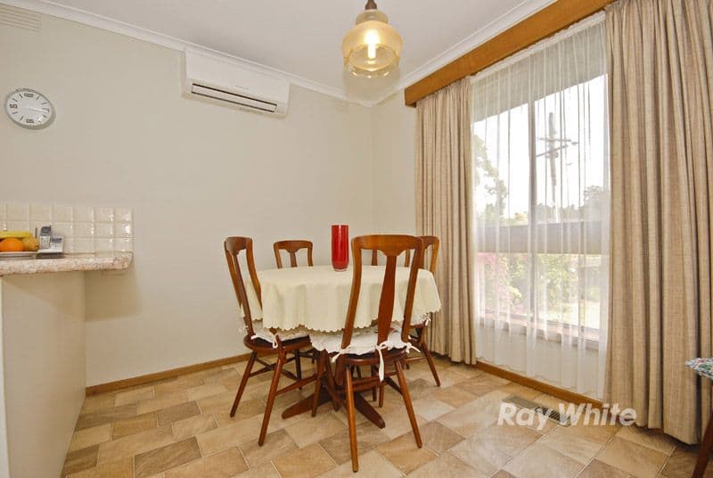 64 Grayson Drive, Scoresby VIC 3179, Scoresby - Thumbnail 4