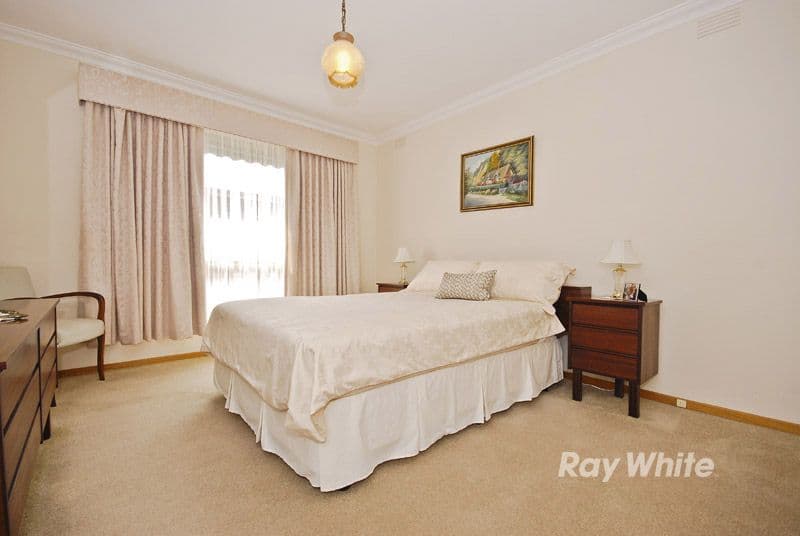 64 Grayson Drive, Scoresby VIC 3179, Scoresby - Thumbnail 5