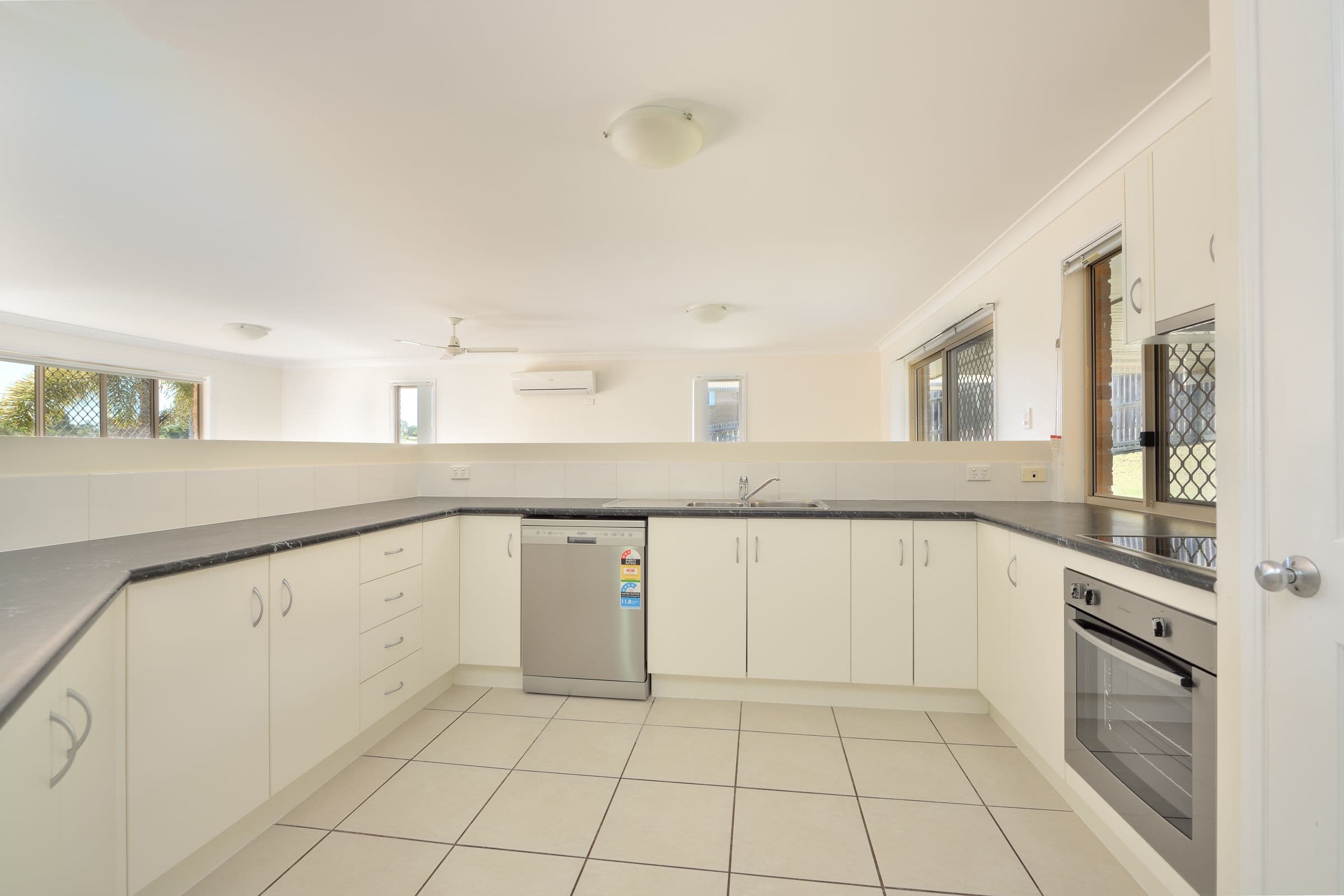 2 Christian Court, Glen Eden QLD 4680, Glen Eden - Thumbnail 4