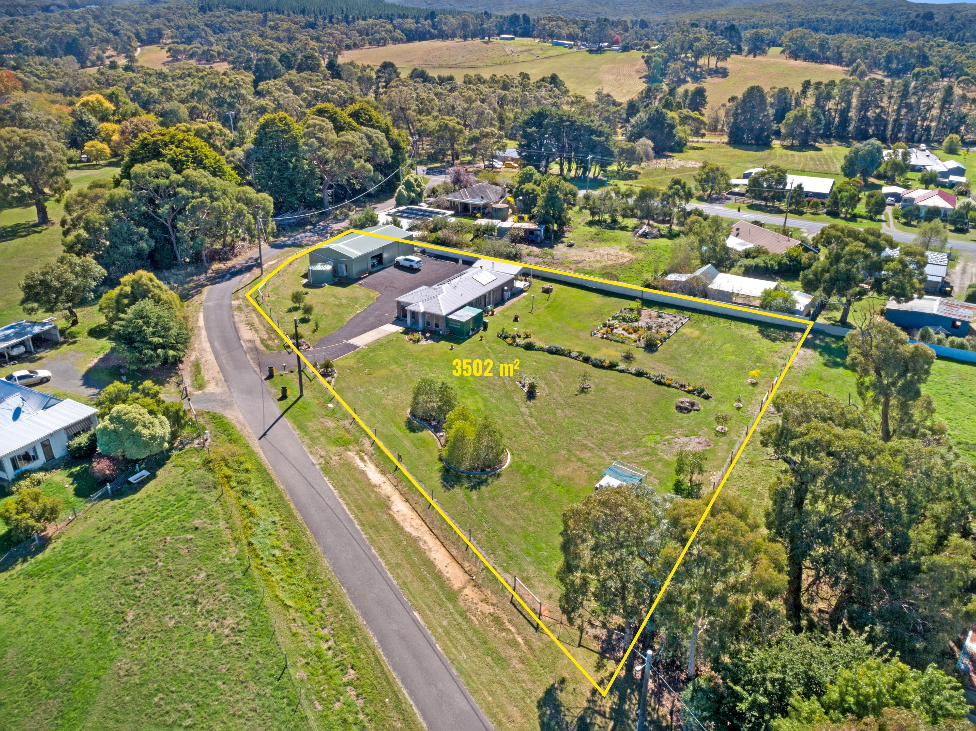 13 Waverley Street, Linton VIC 3360, Linton - Image 1