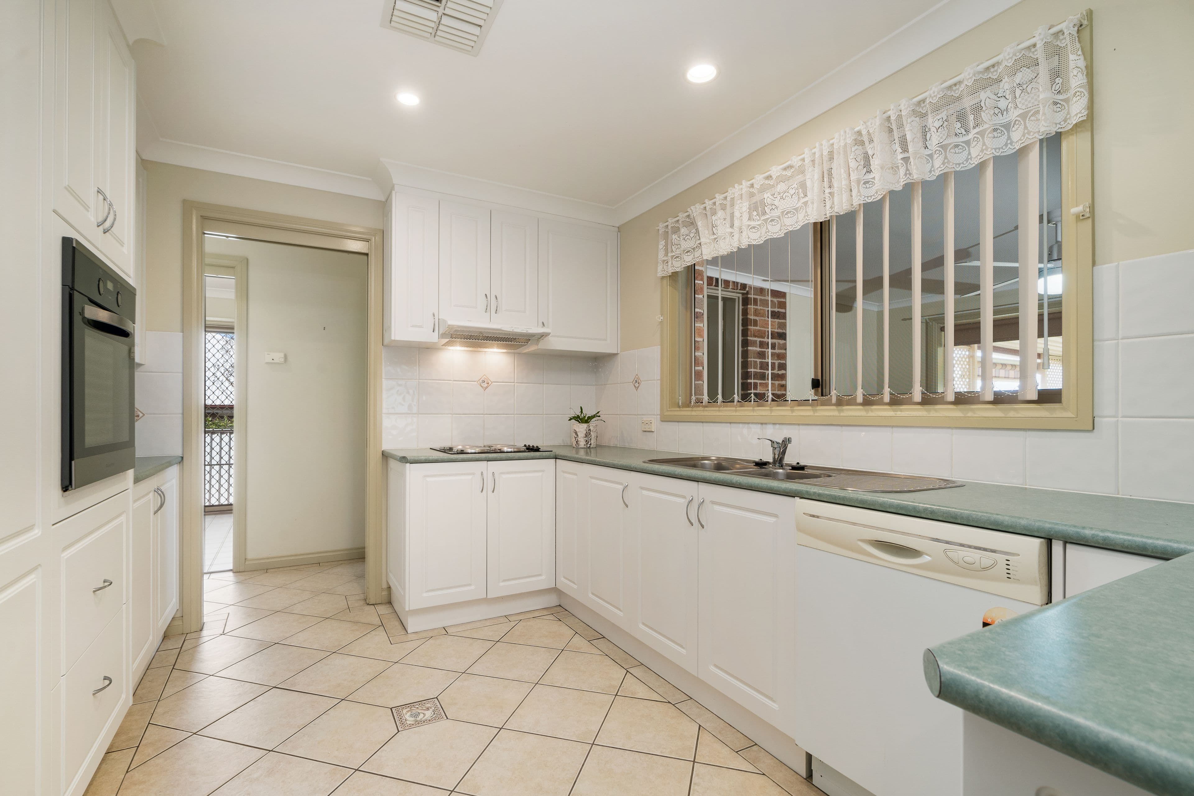 27A Acacia Circuit, Cowra NSW 2794, Cowra - Thumbnail 3