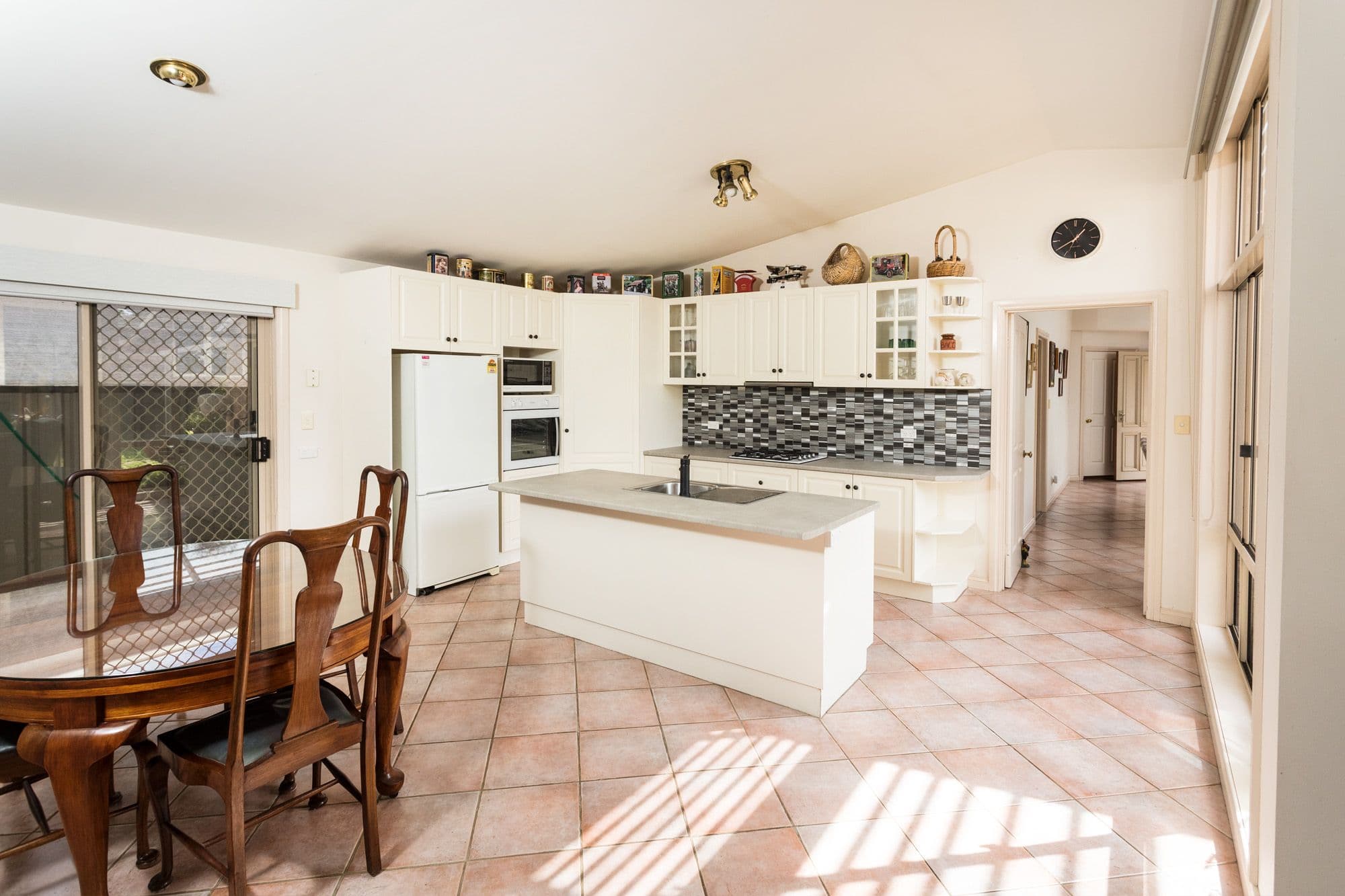 13 Fairway Close, Tatura VIC 3616, Tatura - Thumbnail 4