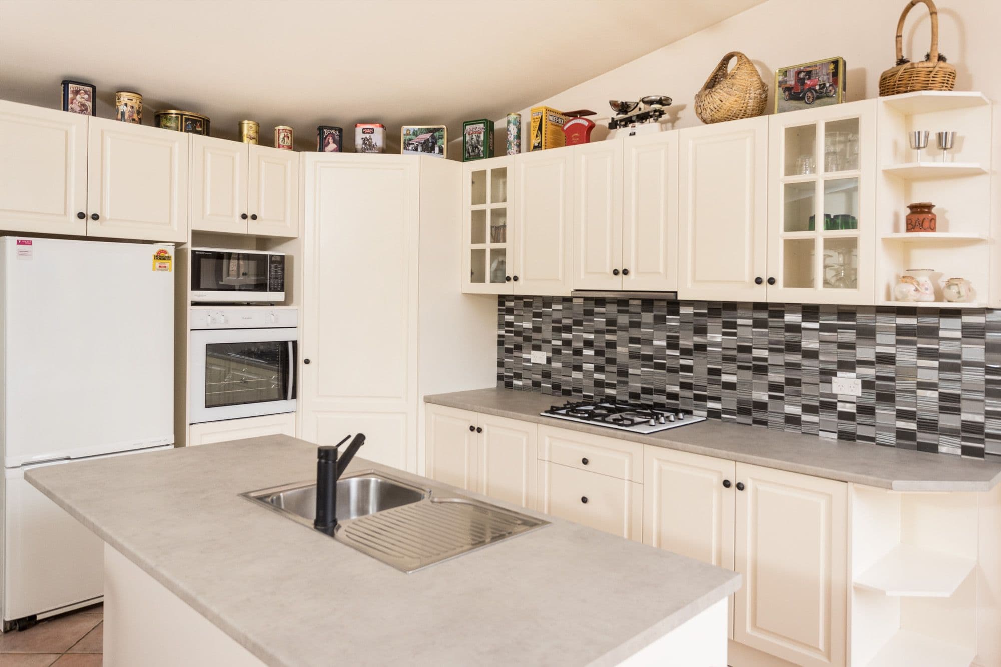13 Fairway Close, Tatura VIC 3616, Tatura - Thumbnail 5