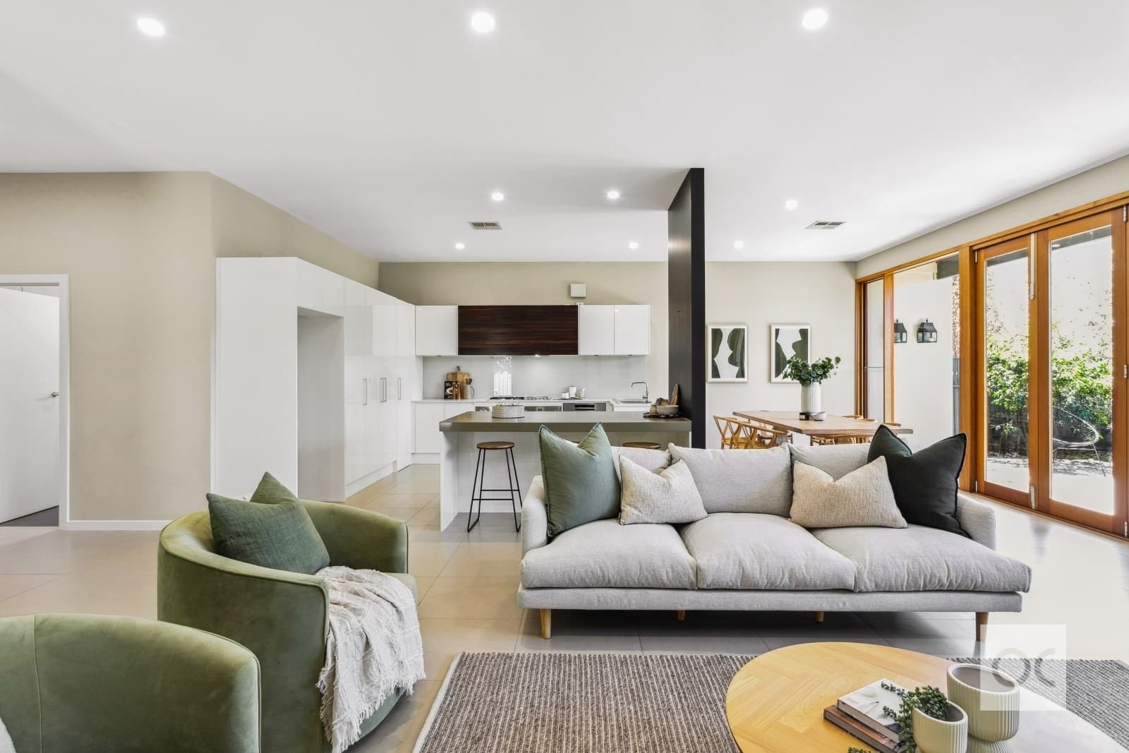 49 Richmond Road, Westbourne Park - Thumbnail 7