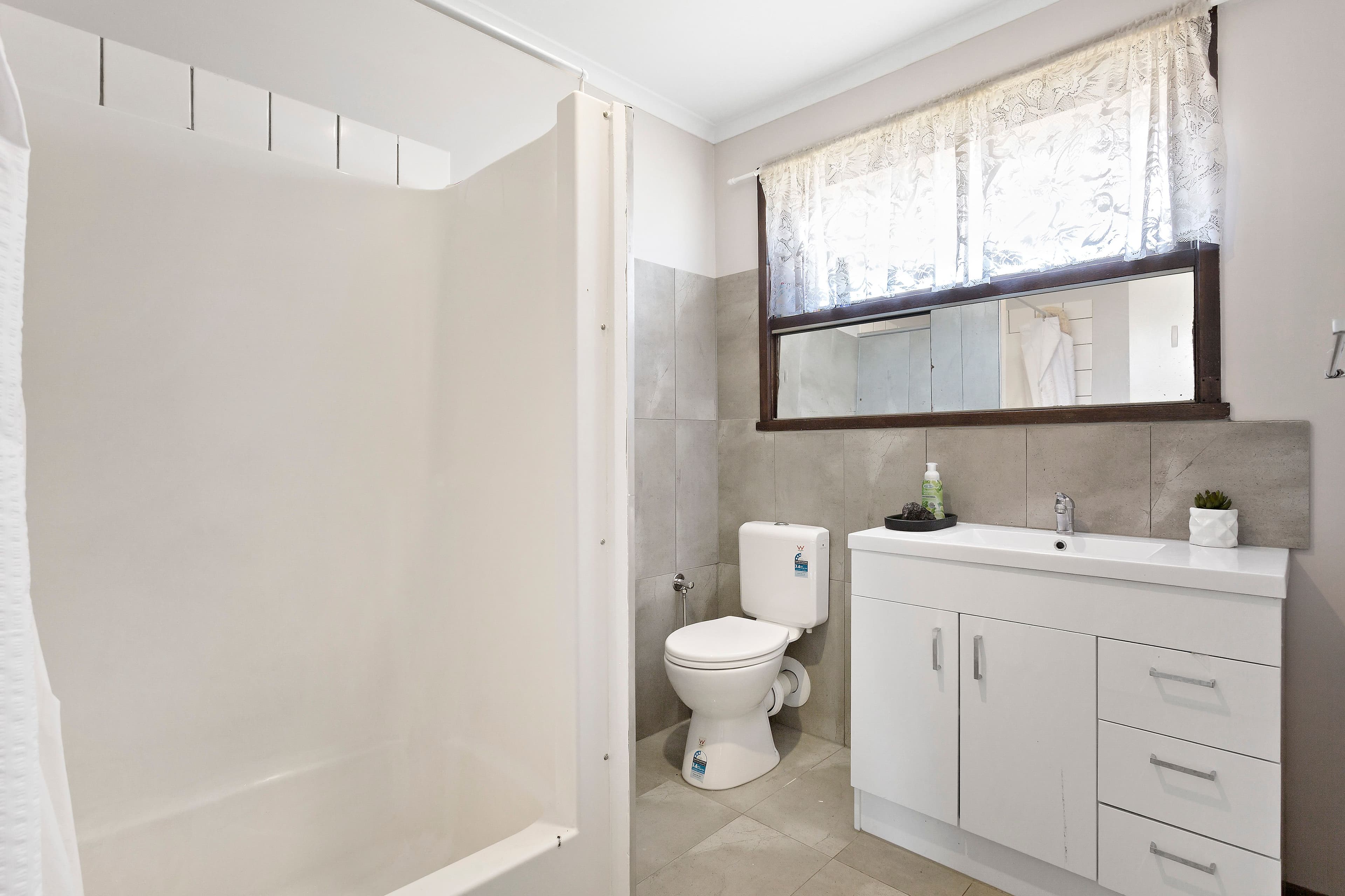 136 Casey Drive, Lalor VIC 3075, Lalor - Thumbnail 5