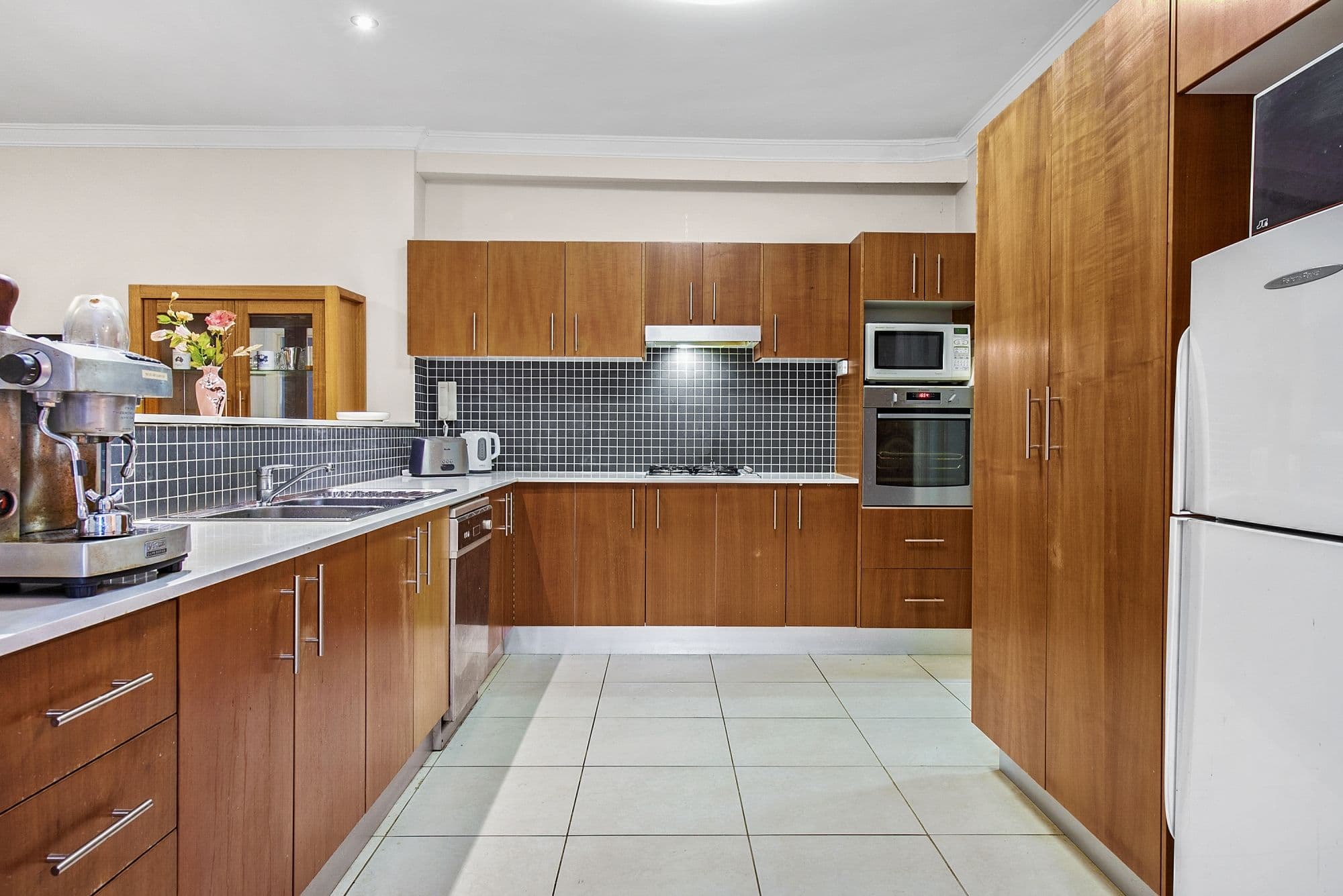 14 Fraser Road, Normanhurst NSW 2076, Normanhurst - Thumbnail 3