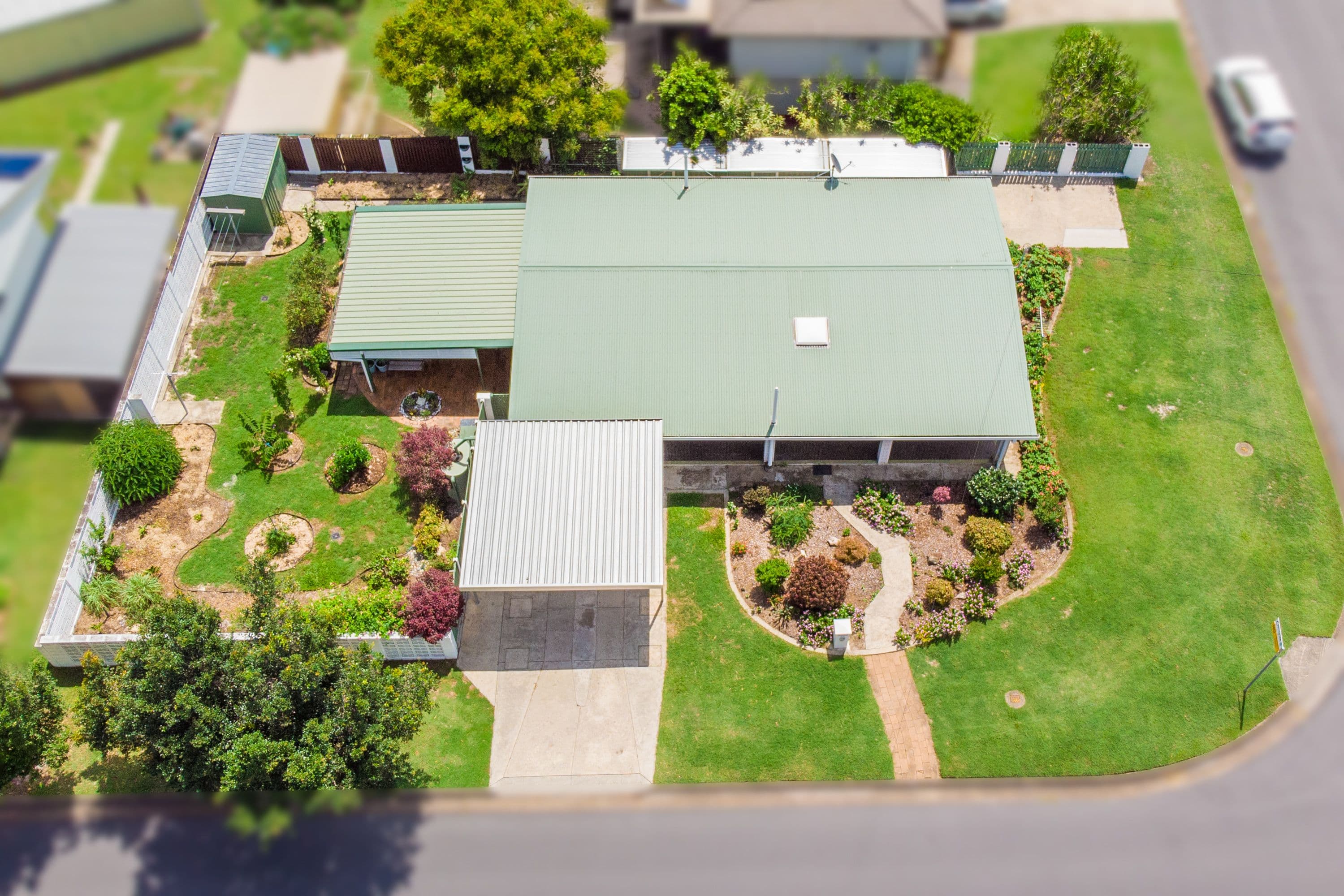 16 Burns Street, Capalaba QLD 4157, Capalaba - Thumbnail 2
