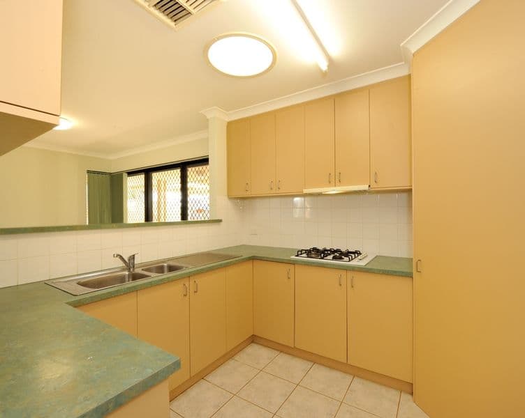 24 Royal Palm Drive, Warnbro WA 6169, Warnbro - Thumbnail 7