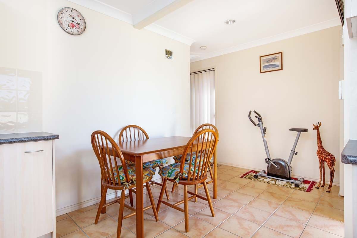 232 Arrabri Avenue, Mount Ommaney QLD 4074, Mount Ommaney - Thumbnail 3