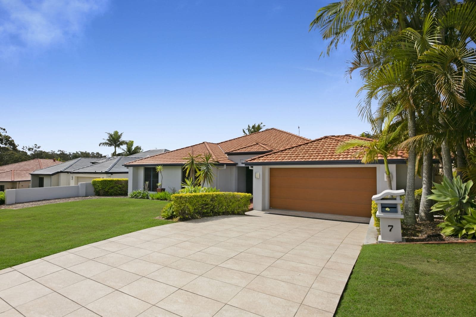 7 Midhurst Court, Arundel QLD 4214, Arundel - Image 1