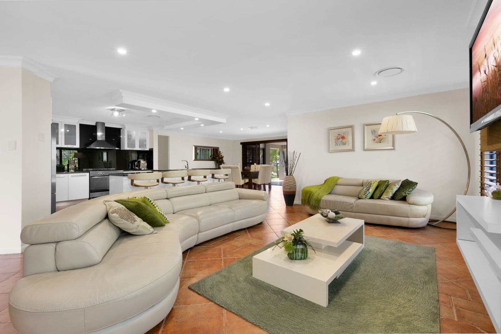 7 Midhurst Court, Arundel QLD 4214, Arundel - Thumbnail 2