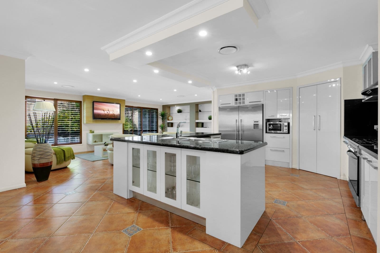 7 Midhurst Court, Arundel QLD 4214, Arundel - Thumbnail 4