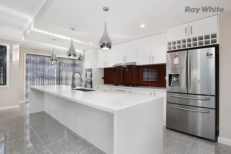 12 Pasadena Circuit, Point Cook VIC 3030, Point Cook - Thumbnail 5