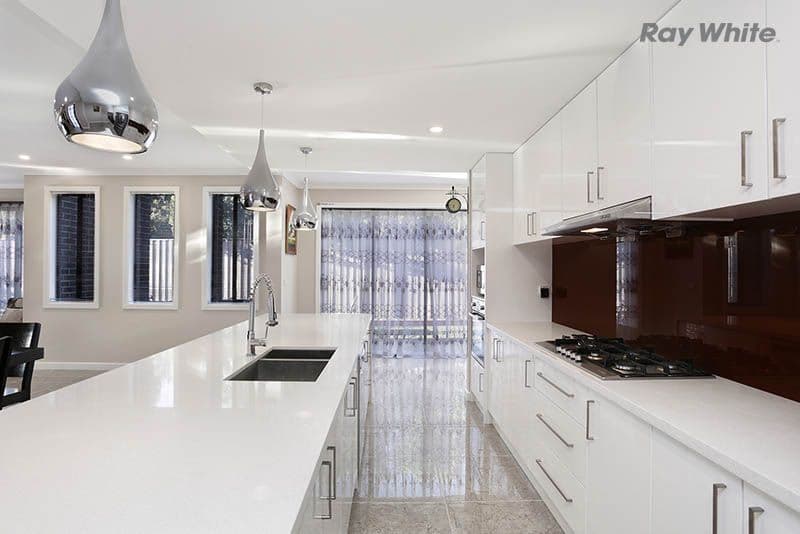 12 Pasadena Circuit, Point Cook VIC 3030, Point Cook - Thumbnail 6