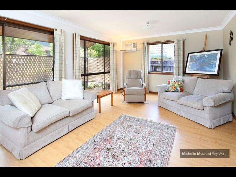 8 Halmore Place, CHAPEL HILL QLD 4069, Chapel Hill - Thumbnail 6