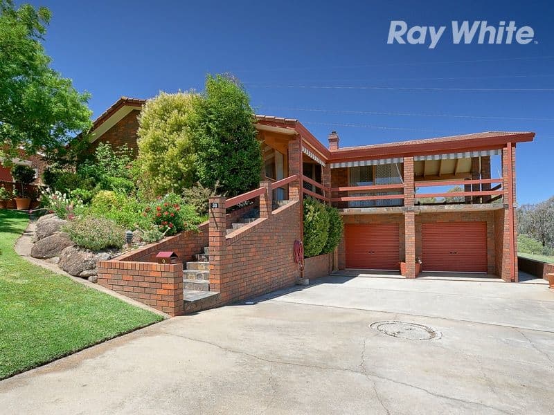 30 Mountain View Drive, LAVINGTON NSW 2641, Lavington - Image 1