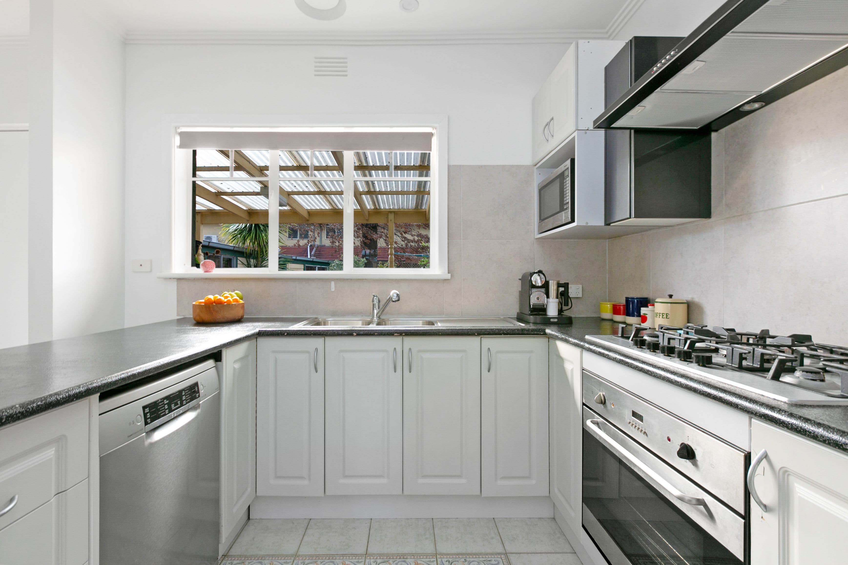 44 Locher Avenue, Reservoir VIC 3073, Reservoir - Thumbnail 6