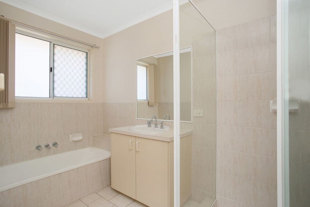 17 Emerton Crescent, Robina QLD 4226, Robina - Thumbnail 6
