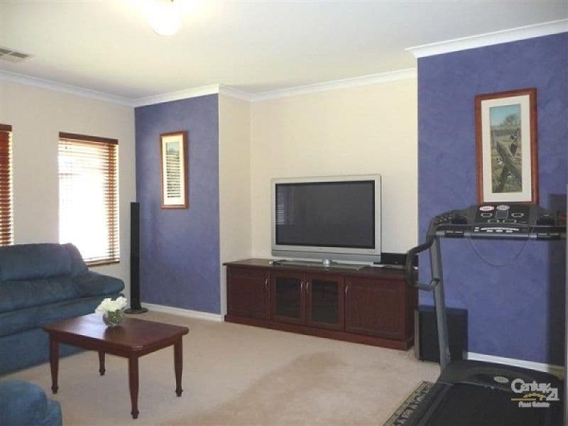 140 Ayrshire Loop, LOWER CHITTERING WA 6084, Lower Chittering - Thumbnail 2