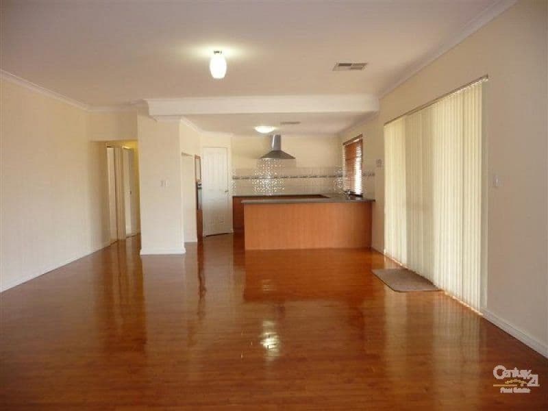 140 Ayrshire Loop, LOWER CHITTERING WA 6084, Lower Chittering - Thumbnail 5